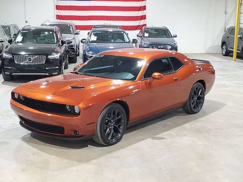 Used 2020 Dodge Challenger SXT w/ Blacktop Package RWD image 31
