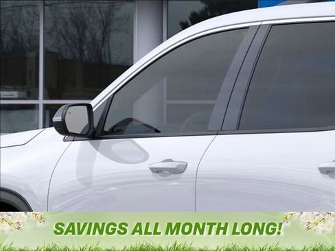 New 2026 Chevrolet Traverse LT image 12