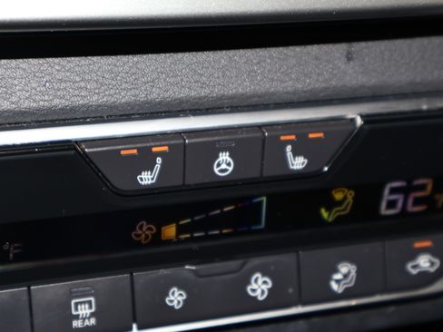 Used 2019 Nissan Altima 2.0 Edition One image 30