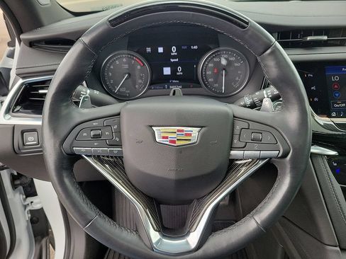 Certified 2023 Cadillac XT6 Sport w/ LPO, Onyx Lite Package AWD/4WD image 16