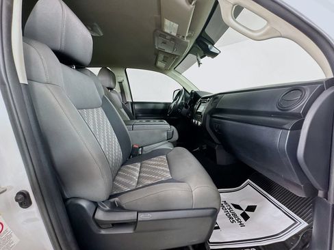 Used 2019 Toyota Tundra SR AWD/4WD image 28