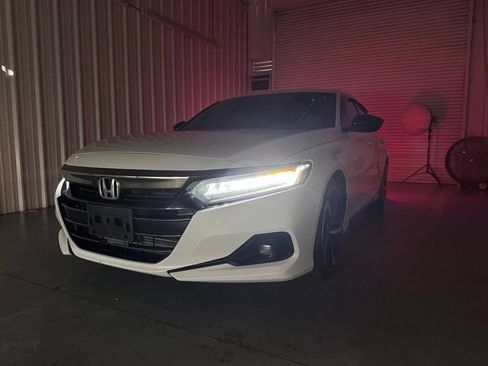Used 2021 Honda Accord Sport image 8