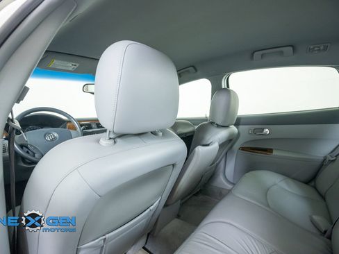 Used 2006 Buick LaCrosse CXL w/ Chrome Appearance Package FWD image 23