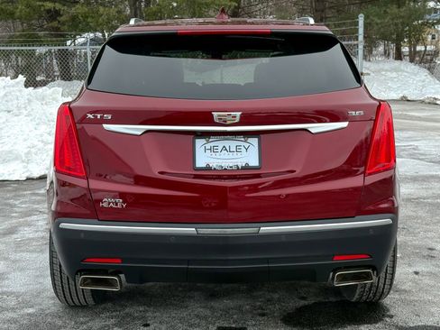 Used 2018 Cadillac XT5 Luxury w/ Driver Awareness Package image 7