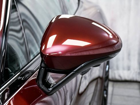 Used 2023 Porsche Panamera Platinum Edition image 78