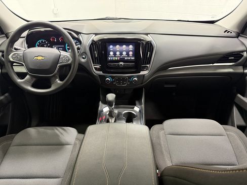 Used 2021 Chevrolet Traverse LS image 36