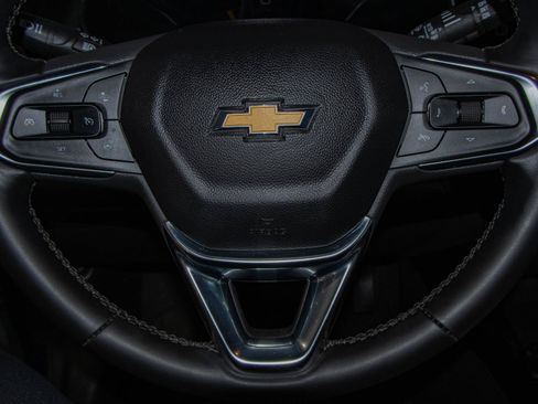 Used 2024 Chevrolet Trax LT w/ Driver Confidence Package FWD image 11