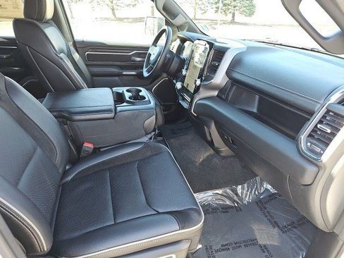 Used 2024 RAM 1500 Laramie image 11