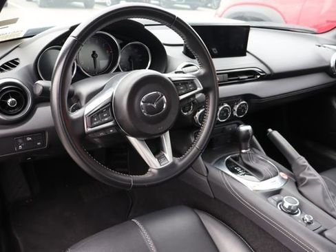 Used 2025 MAZDA MX-5 Miata RF Grand Touring RWD image 7