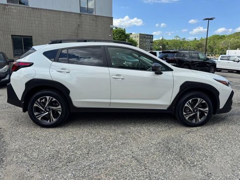 Used 2024 Subaru Crosstrek 2.0i Premium AWD/4WD image 38