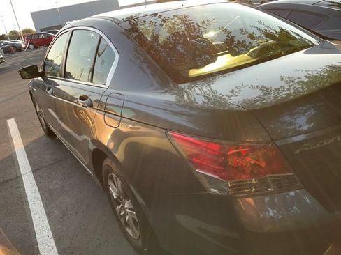 Used 2010 Honda Accord LX-P image 8