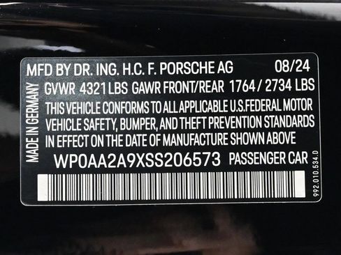 Certified 2025 Porsche 911 Carrera w/ Premium Package image 29