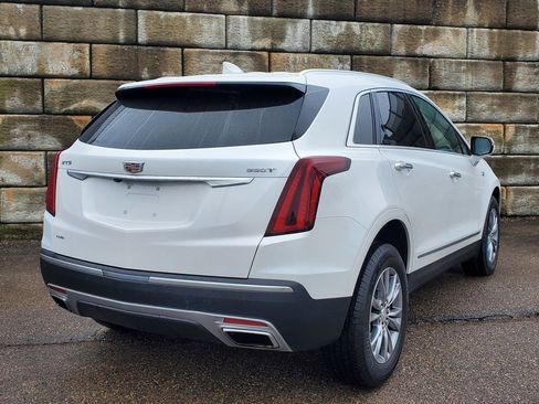Certified 2023 Cadillac XT5 Premium Luxury w/ LPO, Floor Liner Package AWD/4WD image 5