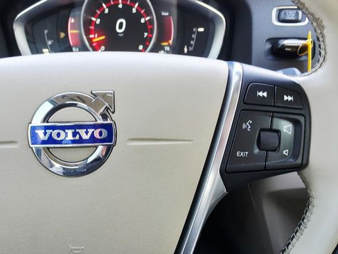 Used 2015 Volvo S60 T5 Premier w/ Convenience Package image 32