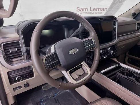 Used 2025 Ford F450 Platinum w/ Platinum Plus Package AWD/4WD image 9