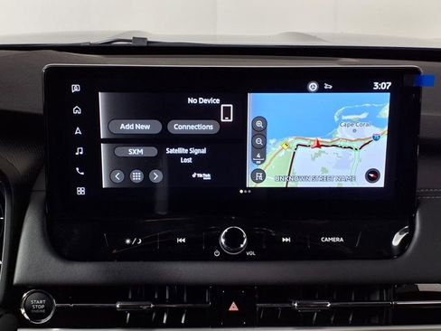 New 2025 Mitsubishi Outlander SE image 16