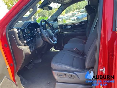 Used 2023 Chevrolet Silverado 1500 LT w/ Convenience Package II AWD/4WD image 33