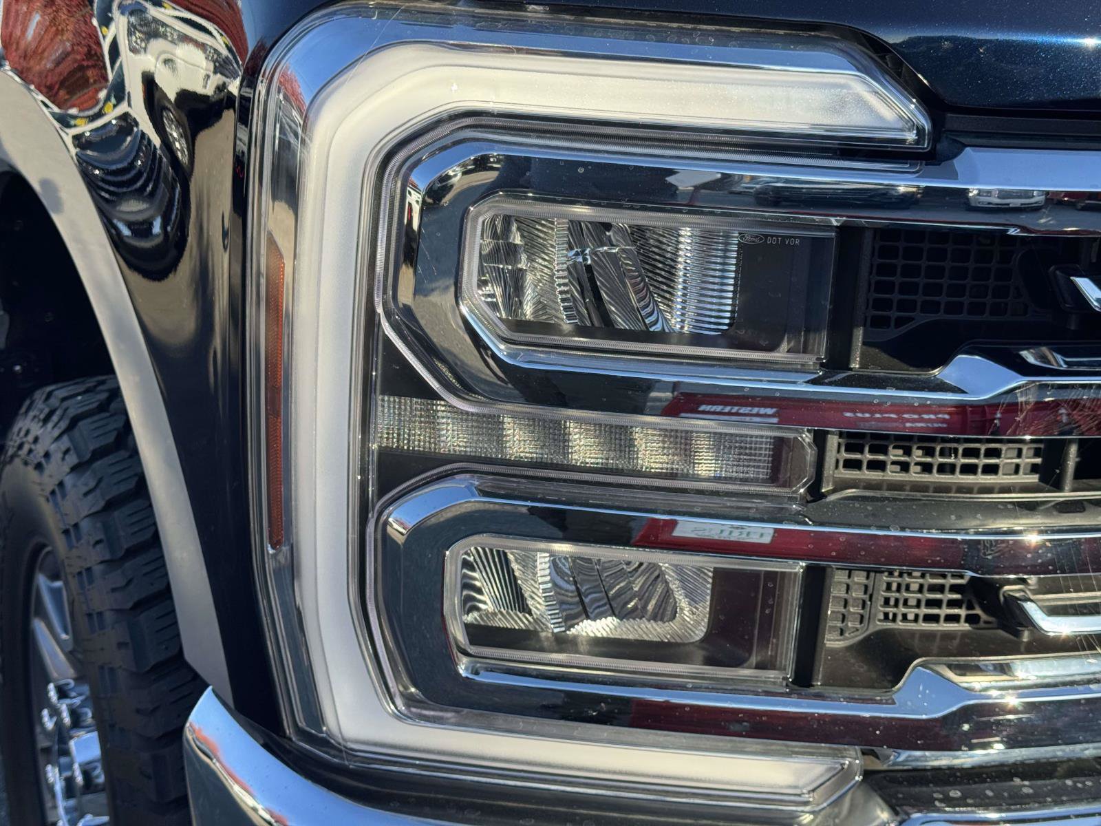 Used 2025 Ford F250 Lariat w/ Lariat Ultimate Package AWD/4WD image 7