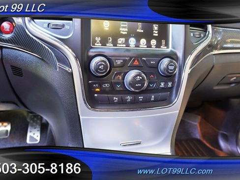 Used 2015 Jeep Grand Cherokee SRT w/ Luxury Group II AWD/4WD image 22