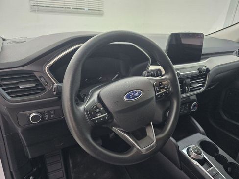 Used 2021 Ford Escape SE FWD image 12