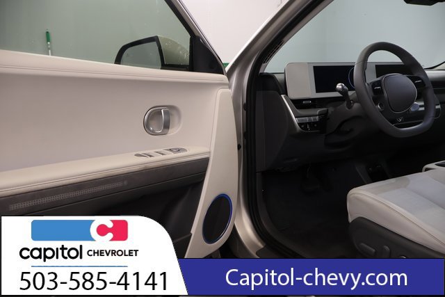 Used 2023 Hyundai Ioniq 5 SEL AWD/4WD image 9