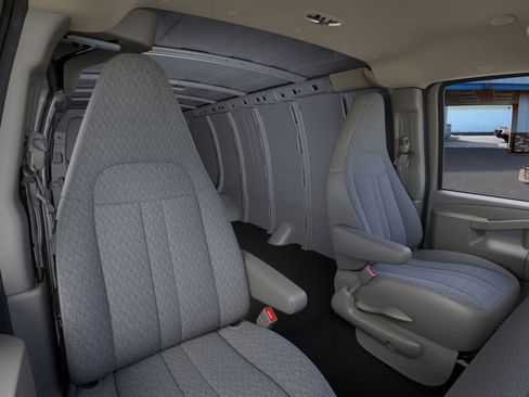 New 2025 Chevrolet Express 3500 Work Van w/ Driver Convenience Package image 17