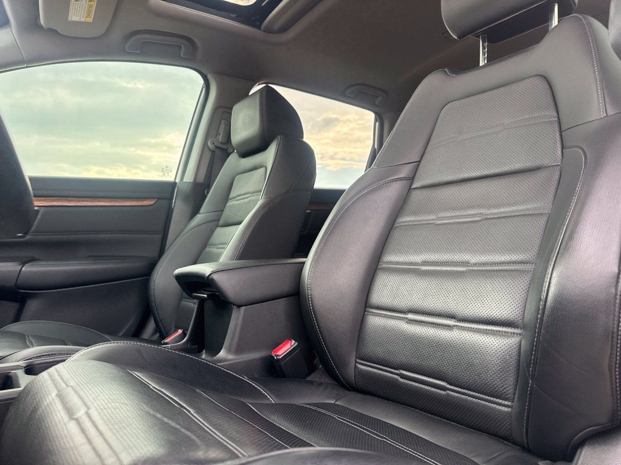 Used 2018 Honda CR-V Touring image 43
