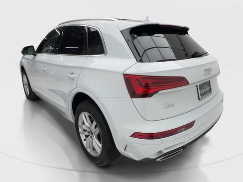 Used 2023 Audi Q5 2.0T Premium w/ Convenience Package AWD/4WD image 10
