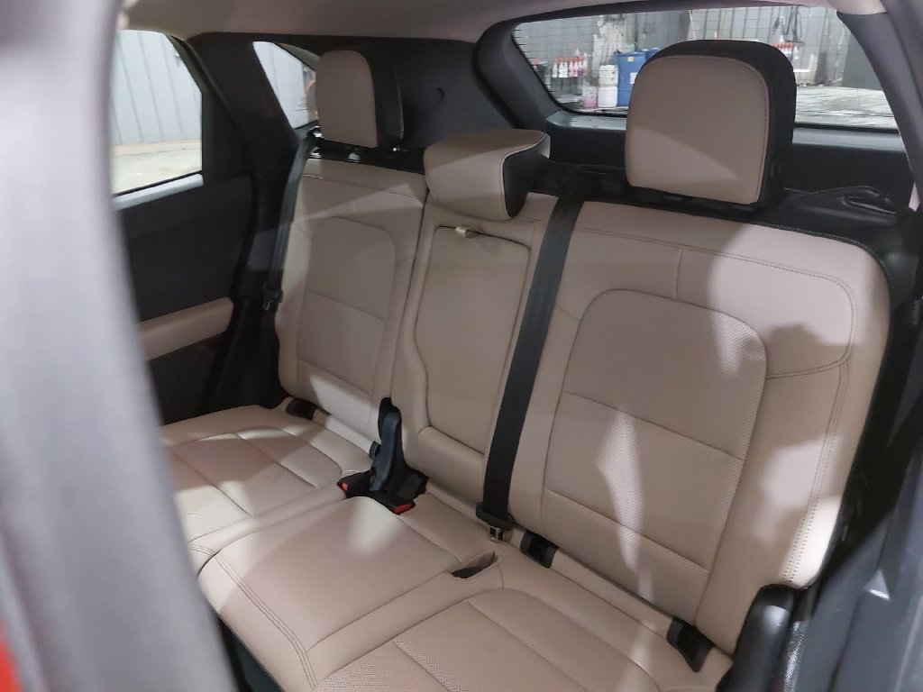 Used 2020 Ford Escape SEL FWD image 13