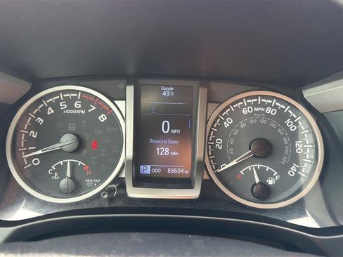 Used 2020 Toyota Tacoma SR5 w/ Blackout Package image 25