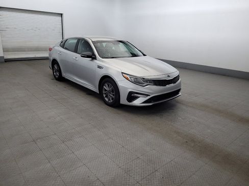 Used 2020 Kia Optima LX FWD image 13