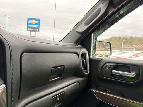 Used 2020 Chevrolet Silverado 1500 High Country w/ Technology Package image 25