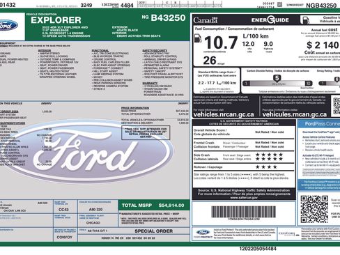 Used 2022 Ford Explorer XLT AWD/4WD image 2