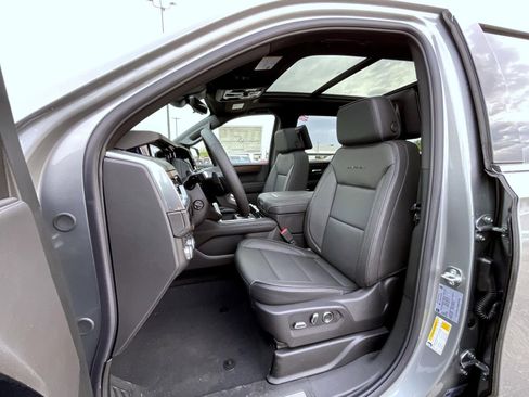 New 2026 GMC Yukon Denali w/ Denali Reserve Package AWD/4WD image 10