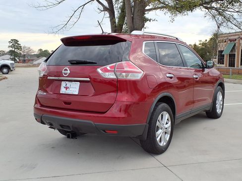 Used 2016 Nissan Rogue SV image 6