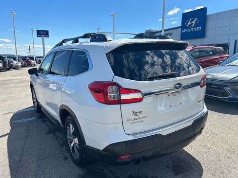 Used 2019 Subaru Ascent Premium w/ Popular Package #3 AWD/4WD image 5