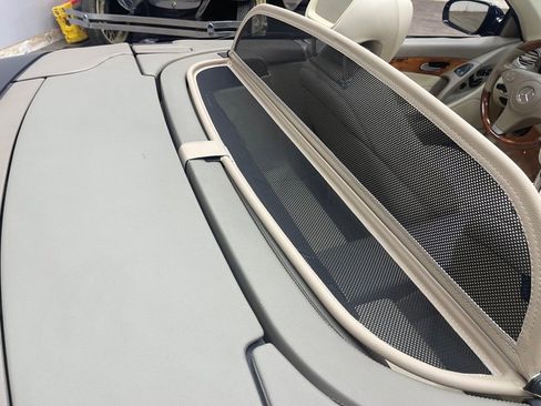 Used 2009 Mercedes-Benz SL 550 w/ Premium I Pkg image 28