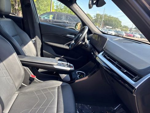 Used 2025 BMW X1 xDrive28i AWD/4WD image 13