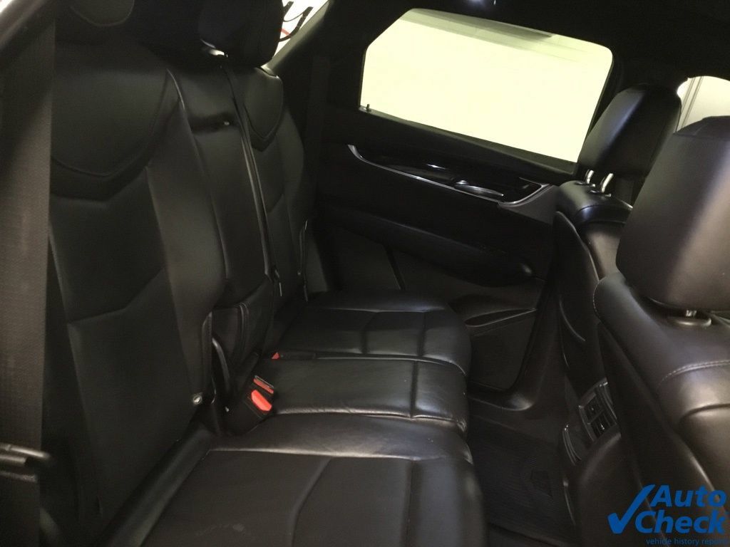 Used 2020 Cadillac XT5 Premium Luxury AWD/4WD image 38