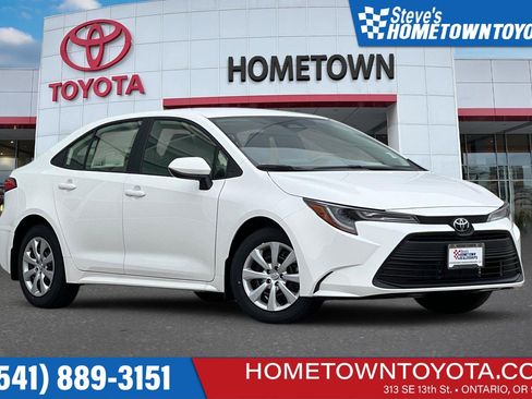 New 2026 Toyota Corolla LE image 1