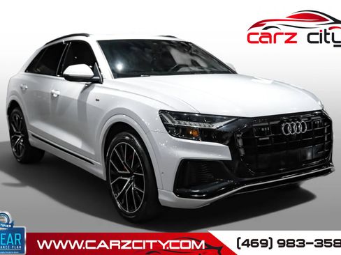 Used 2019 Audi Q8 Prestige w/ Year 1 Package AWD/4WD image 1