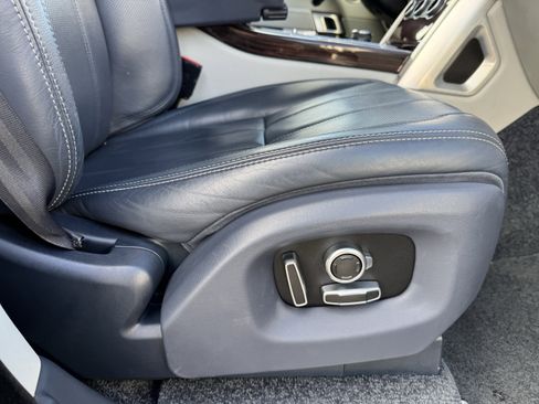 Used 2017 Land Rover Range Rover Autobiography image 38