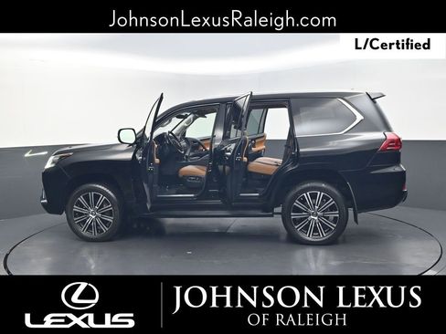 Used 2021 Lexus LX 570 4WD w/ Luxury Package image 38