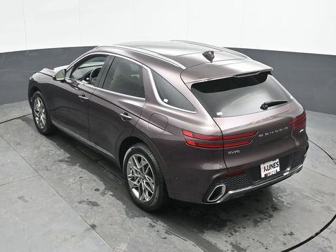 Used 2023 Genesis GV70 2.5T w/ Advanced Package image 43