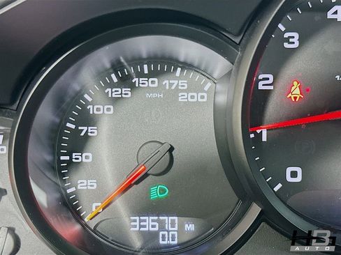 Used 2015 Porsche 911 Carrera image 11