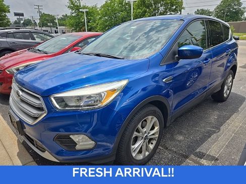Used 2017 Ford Escape SE FWD image 5