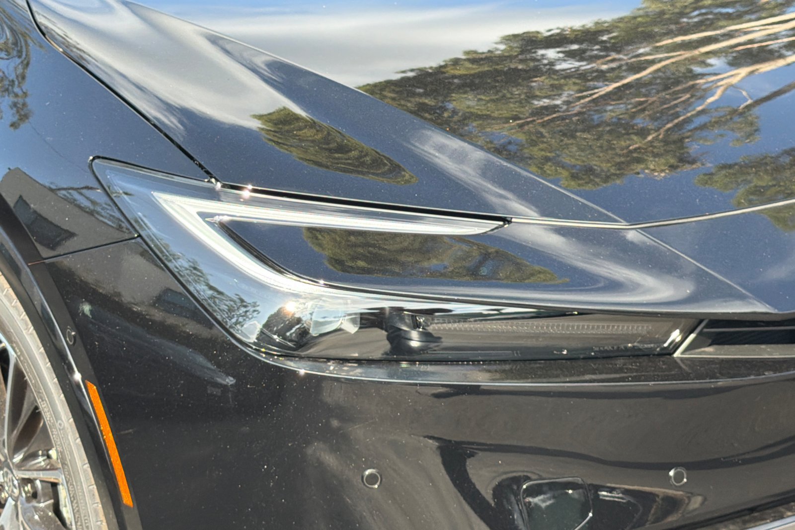 New 2027 Toyota Prius Limited w/ Limited Premium Package FWD image 32