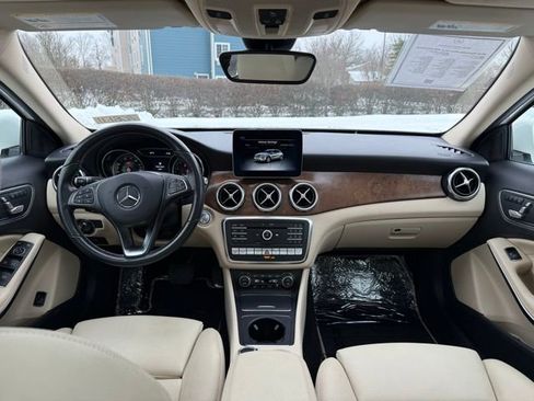 Used 2019 Mercedes-Benz GLA 250 4MATIC image 13