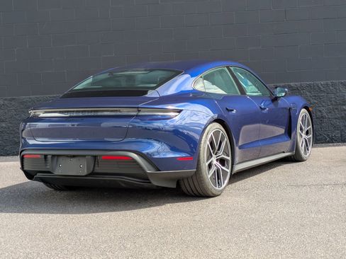 New 2025 Porsche Taycan image 9