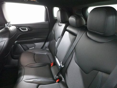 New 2026 Jeep Compass Latitude image 26